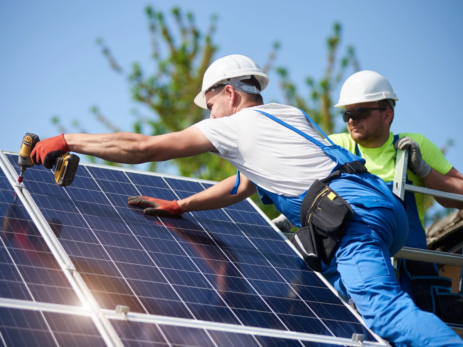 la ventajas de instalar paneles solares en casa
